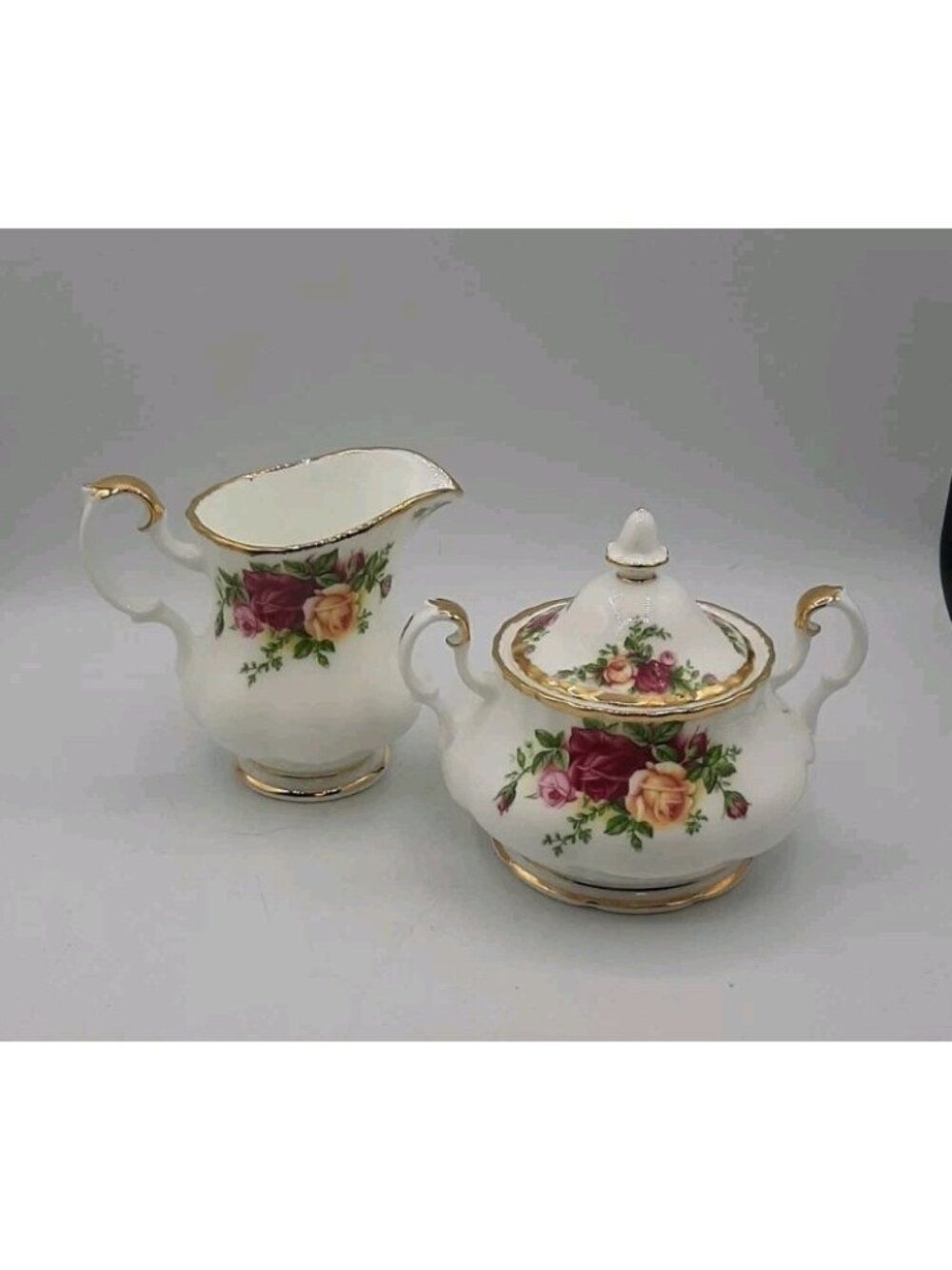 Royal Albert Bone China Old Country Roses Creamer & Sugar Set READ